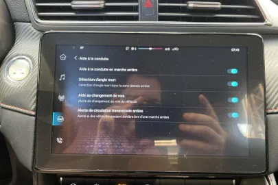 Car image 35