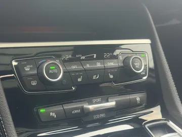 Car image 42