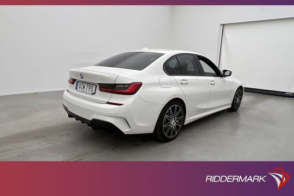 BMW 330 e M Sport 216 kW image number 6