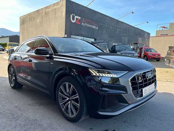 Audi Q8 55 TFSI quattro 250 kW image number 2