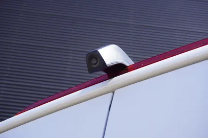 Car image 22