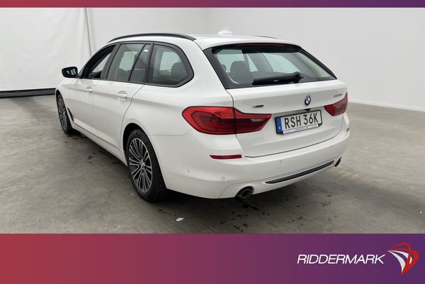 BMW 520d Touring xDrive Sport Line 140 kW image number 3