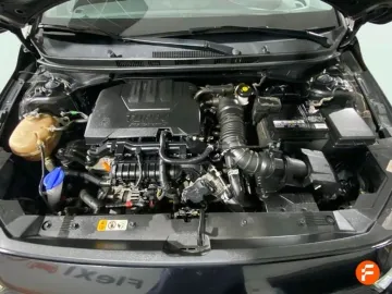 Car image 27