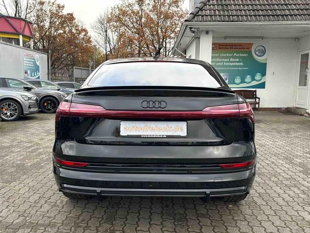 Audi e-tron 55 S-line Sportback 300 kW image number 6