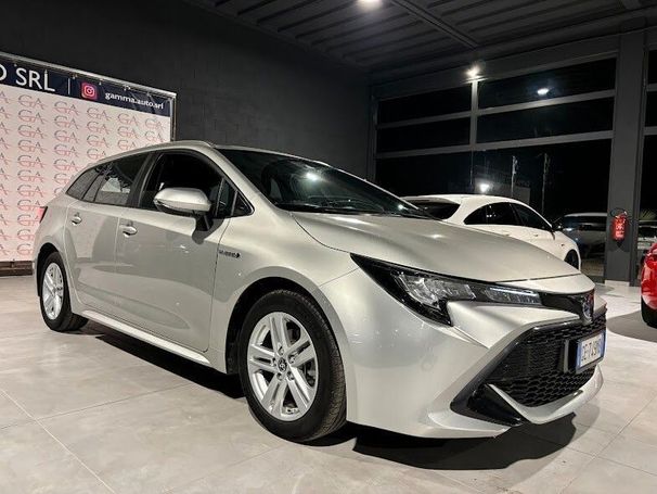 Toyota Corolla 1.8 Hybrid Touring Sports 90 kW image number 2