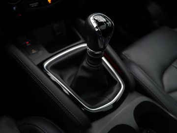 Car image 30