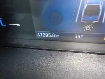 Car image 39
