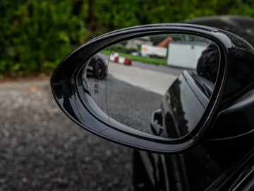 Car image 41