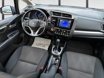 Car image 24