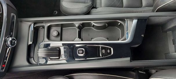 Volvo V60 B3 R Design Geartronic 120 kW image number 36