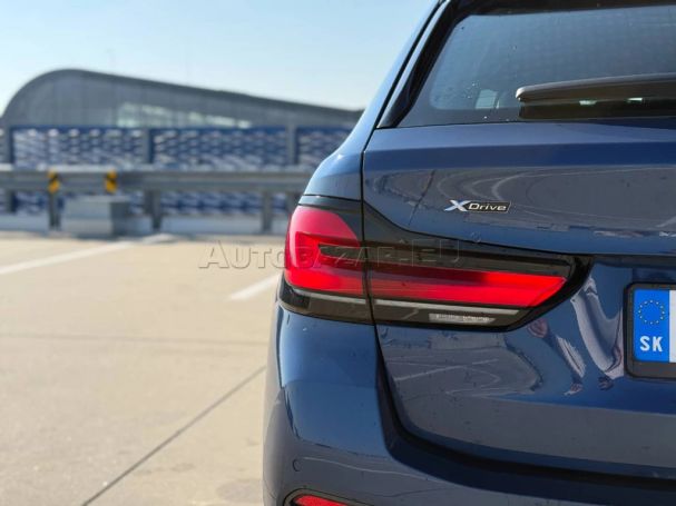 BMW 520d Touring xDrive 140 kW image number 12