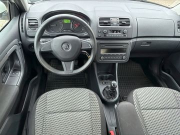 Car image 21