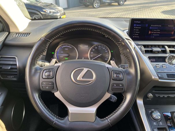 Lexus NX 300 h AWD 145 kW image number 27