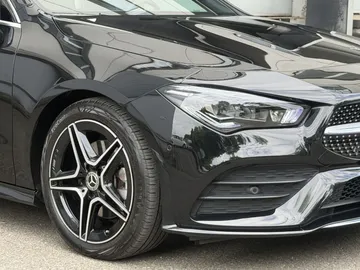 Car image 40