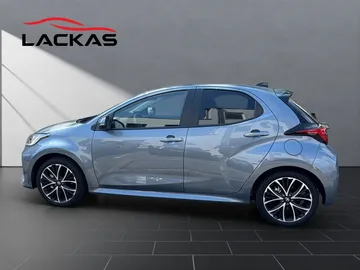 Car image 3