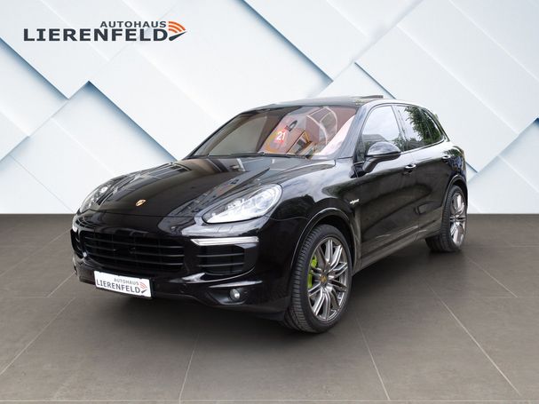 Porsche Cayenne S E-Hybrid 306 kW image number 1