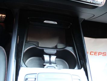 Car image 33