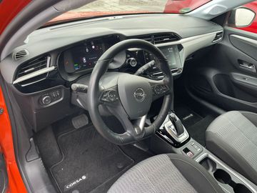 Car image 12