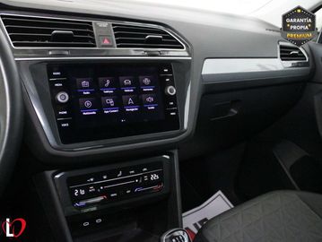 Car image 37