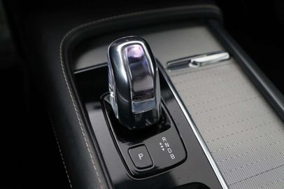 Car image 36