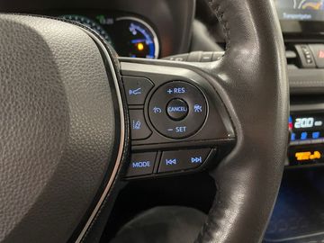 Car image 21