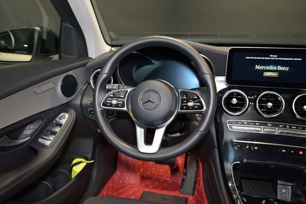 Mercedes-Benz GLC 300 de 225 kW image number 7