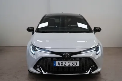 Car image 5