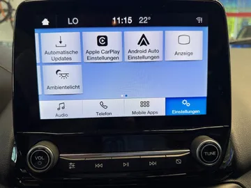 Car image 29