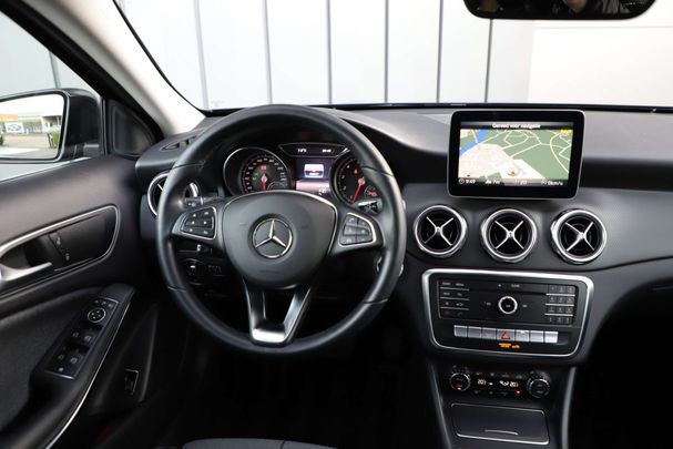 Mercedes-Benz GLA 200 115 kW image number 25