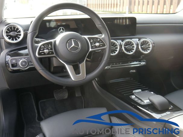 Mercedes-Benz A 250 e 160 kW image number 4