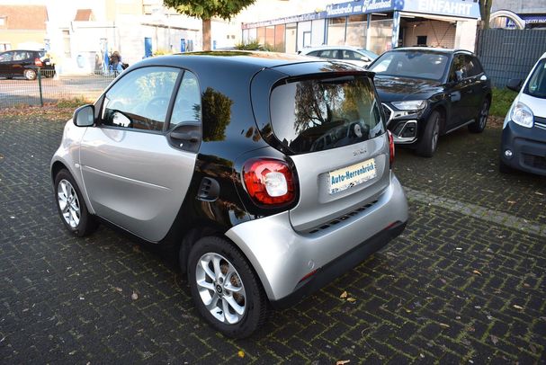 Smart ForTwo Coupe 52 kW image number 4