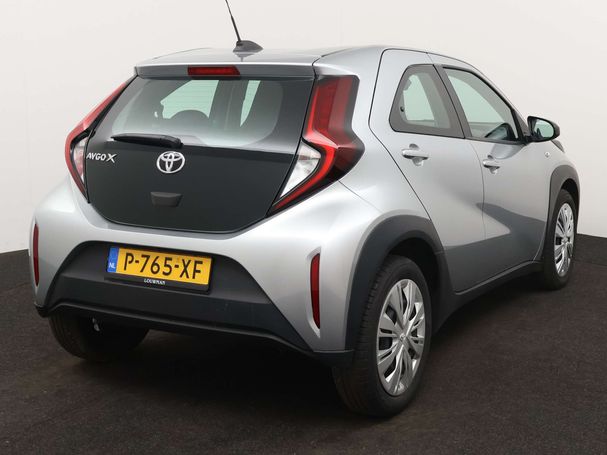 Toyota Aygo X 1.0 VVT-i 53 kW image number 17