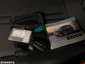 Car image 40