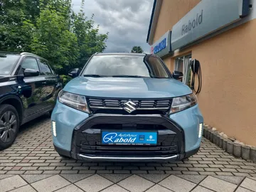 Car image 3