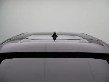 Car image 44