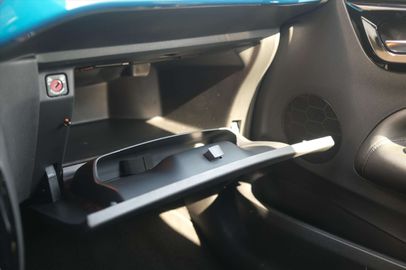 Car image 37