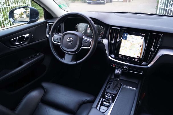 Volvo V60 T4 Momentum Pro 155 kW image number 4