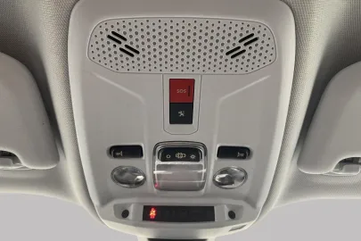 Car image 36