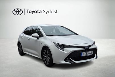 Car image 2