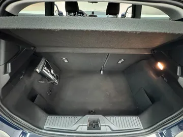 Car image 49