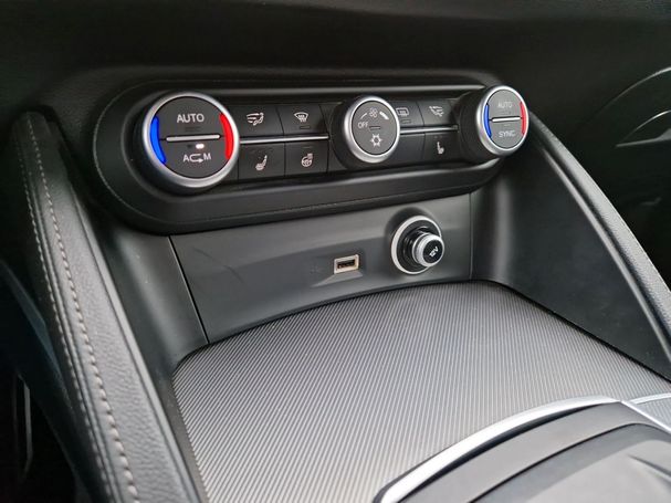 Alfa Romeo Stelvio 2.0 Turbo Super 147 kW image number 29