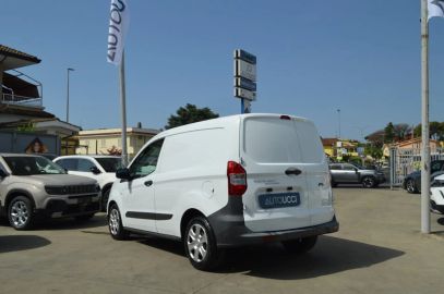 Car image 22