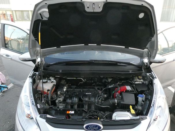 Ford B-Max 77 kW image number 28