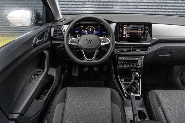 Volkswagen T-Cross 1.0 TSI Life 70 kW image number 17