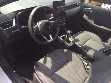 Car image 12