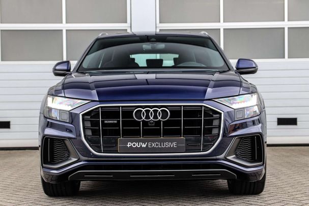 Audi Q8 55 TFSI quattro S-line 250 kW image number 8