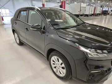 Car image 2