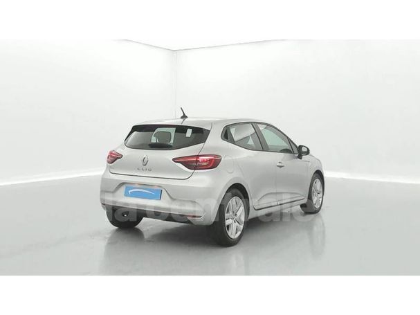 Renault Clio TCe 100 Zen 74 kW image number 17