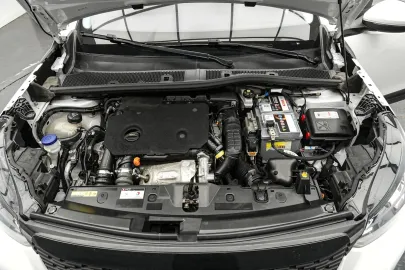 Car image 27