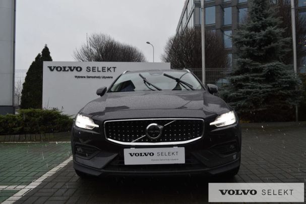 Volvo V60 Cross Country AWD 184 kW image number 4